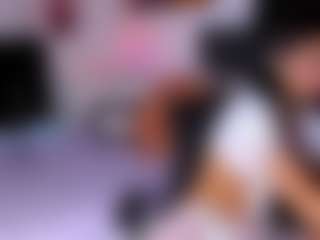 LISSANDRA69's Live Sex Cam Show