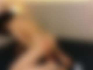 LoreneSaenz's Live Sex Cam Show