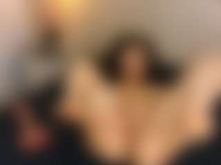 LoreneSaenz's Live Sex Cam Show