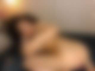 LoreneSaenz's Live Sex Cam Show
