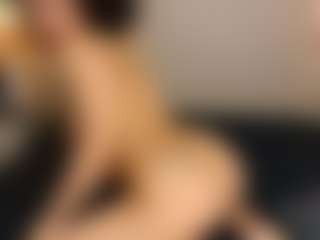 LoreneSaenz's Live Sex Cam Show