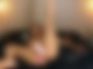 LoreneSaenz's Live Sex Cam Show