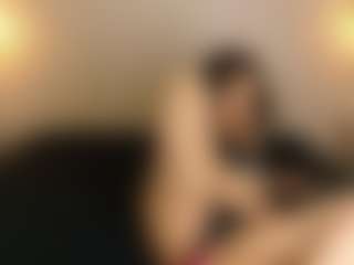 LoreneSaenz's Live Sex Cam Show