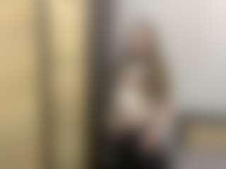 Live cam show with Judy - Solo on TeamSkeetLive