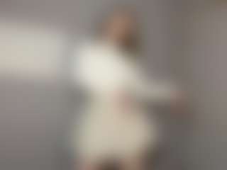 Amelianitro's Live Sex Cam Show