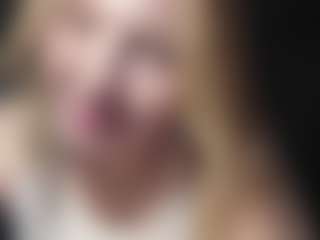 Amelianitro's Live Sex Cam Show