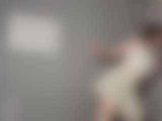 Live cam show with Amelianitro - Red Hair Teen (18+) on Camsoda
