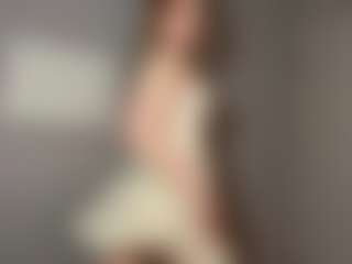 Amelianitro's Live Sex Cam Show