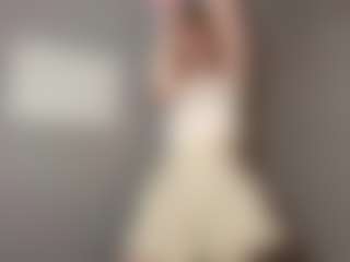 Amelianitro's Live Sex Cam Show