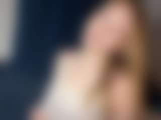 Amelianitro's Live Sex Cam Show