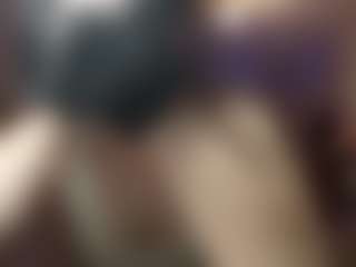 Live cam show with KashaSeanez - Athletic Ebony on Gym Cam Girls