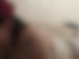 Live cam show with KashaSeanez - Hairy Pussy on Milfs Live