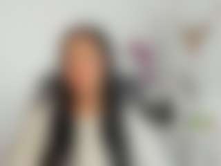 Live-Cam-Show mit LauraCharm - New Big Tits auf Camsoda