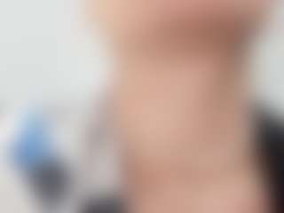 LiahQueen's Live Sex Cam Show