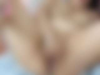 Live cam show with Miacollin - Anal Toys on Camsoda