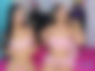 virtual-rabbits's Live Sex Cam Show