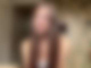 Lora's Live Sex Cam Show