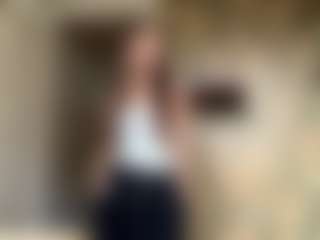Lora's Live Sex Cam Show