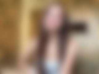 Lora's Live Sex Cam Show