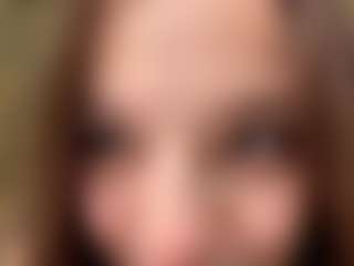 Lora's Live Sex Cam Show