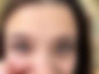 Lora's Live Sex Cam Show