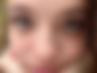 Lora's Live Sex Cam Show
