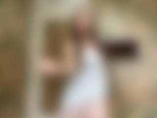 Lora's Live Sex Cam Show