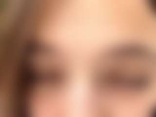 Lora's Live Sex Cam Show