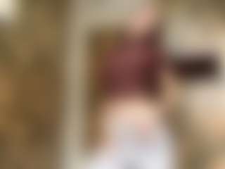 Lora's Live Sex Cam Show