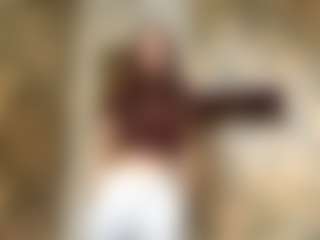 Lora's Live Sex Cam Show