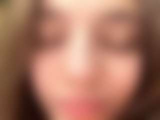 Lora's Live Sex Cam Show