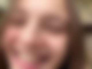 Lora's Live Sex Cam Show