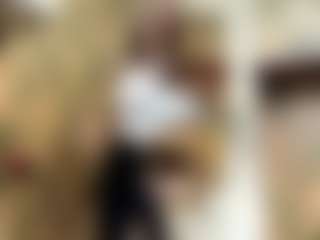 Lora's Live Sex Cam Show