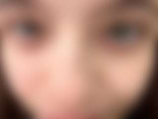 Lora's Live Sex Cam Show