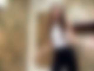 Lora's Live Sex Cam Show