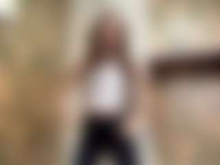 Lora's Live Sex Cam Show