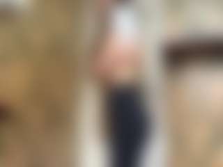 Lora's Live Sex Cam Show
