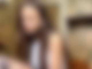 Live cam show with Lora - Toys on Hubzter Live