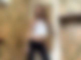 Lora's Live Sex Cam Show
