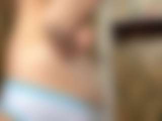 Lora's Live Sex Cam Show