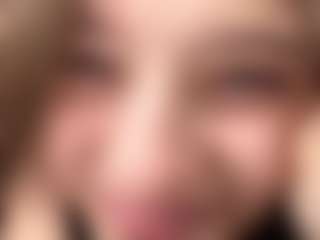 Live cam show with Lora - Facial Piercings on nudelive.tv