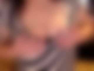 Adelealma's Live Sex Cam Show