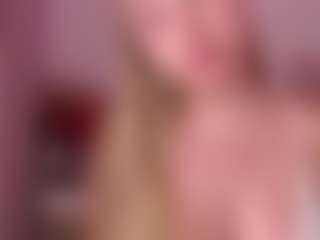 HoneyBlondy's Live Sex Cam Show