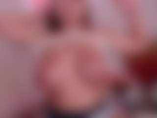 HoneyBlondy's Live Sex Cam Show