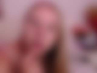 HoneyBlondy's Live Sex Cam Show