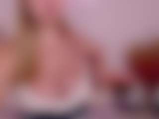 HoneyBlondy's Live Sex Cam Show