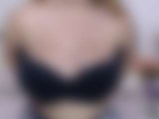 HoneyBlondy's Live Sex Cam Show