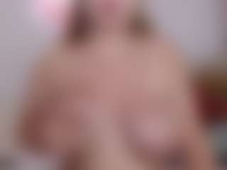HoneyBlondy's Live Sex Cam Show