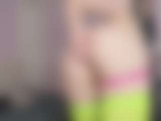 Live cam show with alicequeenofhearts - New White on CamClone | finland