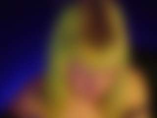 Live cam show with BlairVixen - New Squirt on WildCum